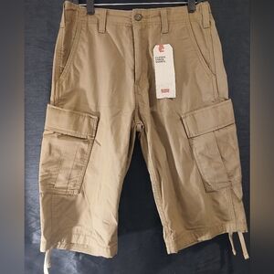 Levi's Men's Classic Tan Cargo Short.